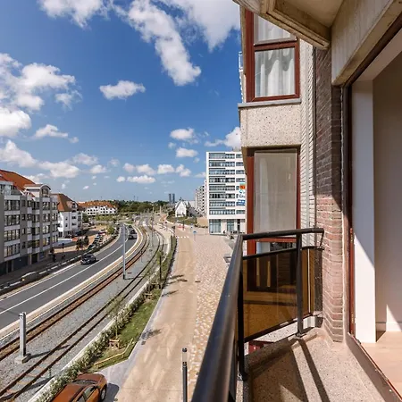 Huswell - Comfortable Near The Sea Apartment Knokke-Heist